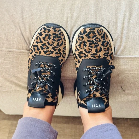 Steve Madden Leopard Print Sneakers with Black Accents - Picture 9 of 10